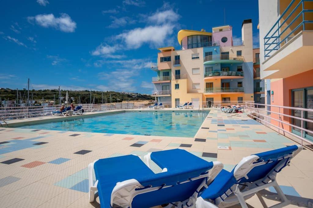 Marina Design T2 Apartamento